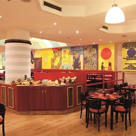 Hotel Vienna House Easy By Wyndham 3*