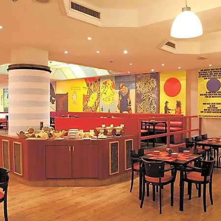 Vienna House Easy By Wyndham Hotel 3*