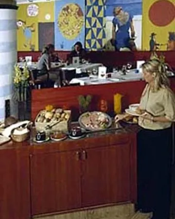 Vienna House Easy By Wyndham Hotel Rostock